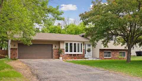 265 107th Ln NW, Coon Rapids, MN 55448