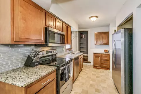 1167 Geranium Ave E, Saint Paul, MN 55106 photo 8