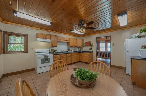 Kitchen - 875 County 11 NW, Hackensack, MN 56452 photo 2 of 5