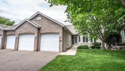 7726 W 112th St, Bloomington, MN 55438