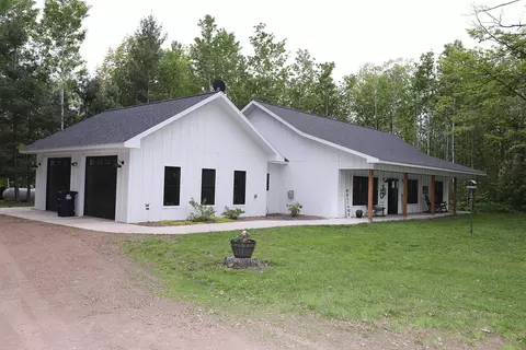 5004 West Rd, Moose Lake, MN 55767