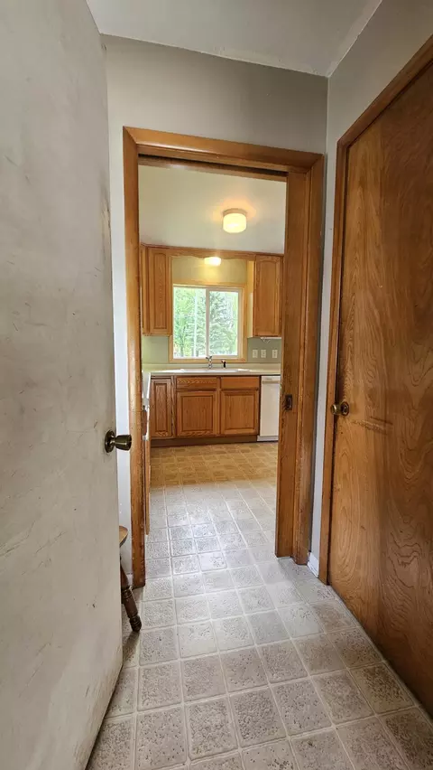 Entry Way - 1309 Elm Ave N, Wheaton, MN 56296 photo 1 of 2