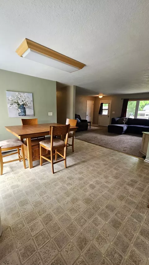 Dining - 1309 Elm Ave N, Wheaton, MN 56296 photo 3 of 4