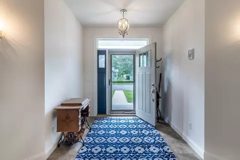 Entry Way - 2105 7th Ave S, Saint Cloud, MN 56301 photo 1 of 2