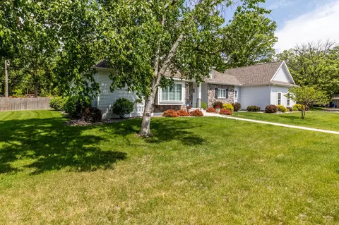 Exterior - 2105 7th Ave S, Saint Cloud, MN 56301 photo 4 of 11