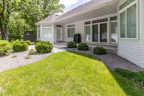Exterior - 2105 7th Ave S, Saint Cloud, MN 56301 photo 10 of 11