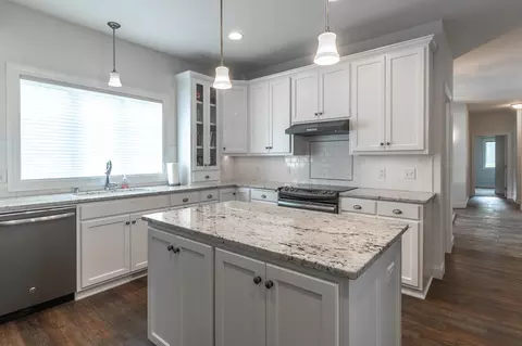 Kitchen - 2105 7th Ave S, Saint Cloud, MN 56301 photo 2 of 5