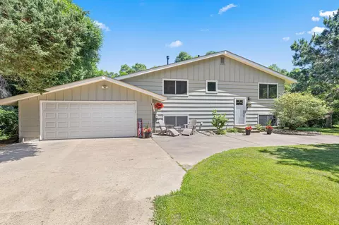 225 Quant Ave N, Lakeland, MN 55043