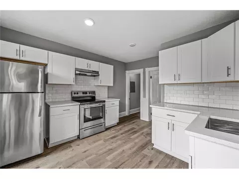 608 Beaumont St, Saint Paul, MN 55130