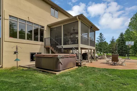Exterior - 2508 Walden Way, Saint Cloud, MN 56301 photo 4 of 6
