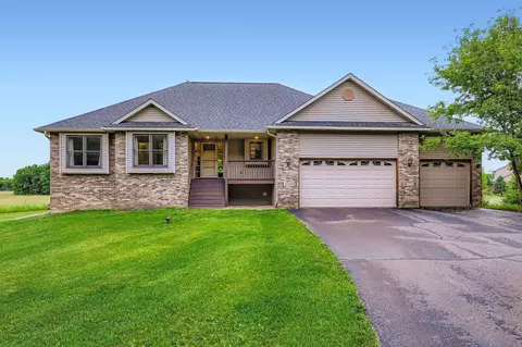 20330 Guarani St NW, Oak Grove, MN 55303