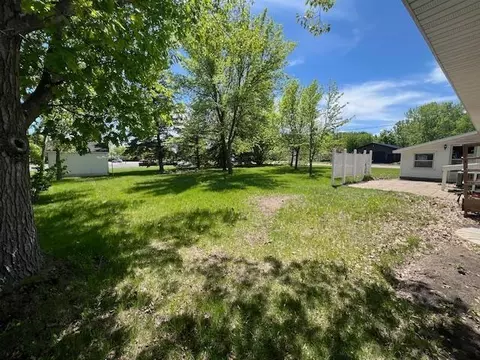 633 4th Ave SW, Perham, MN 56573 photo 8