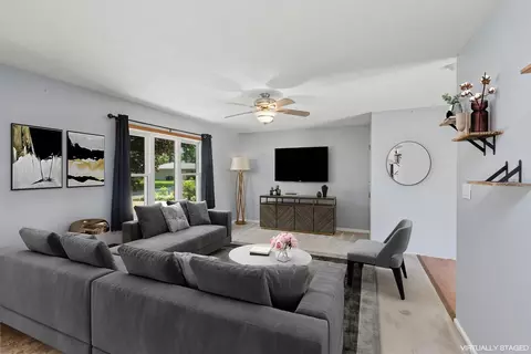 27 Kings Row Dr, Lake City, MN 55041