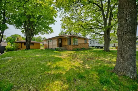 507 Indiana Ave W, Gilbert, MN 55741