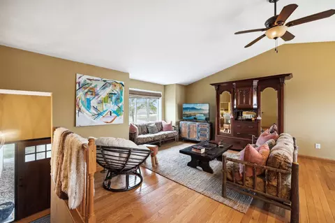 6905 Garfield Trl, Faribault, MN 55021 photo 21
