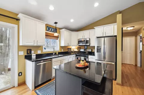 6905 Garfield Trl, Faribault, MN 55021 photo 15