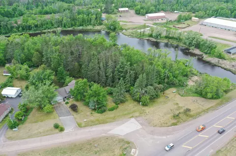4515 S Arrowhead Ln, Moose Lake, MN 55767