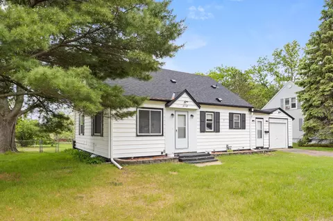 6140 Aldrich Ave N, Brooklyn Center, MN 55430