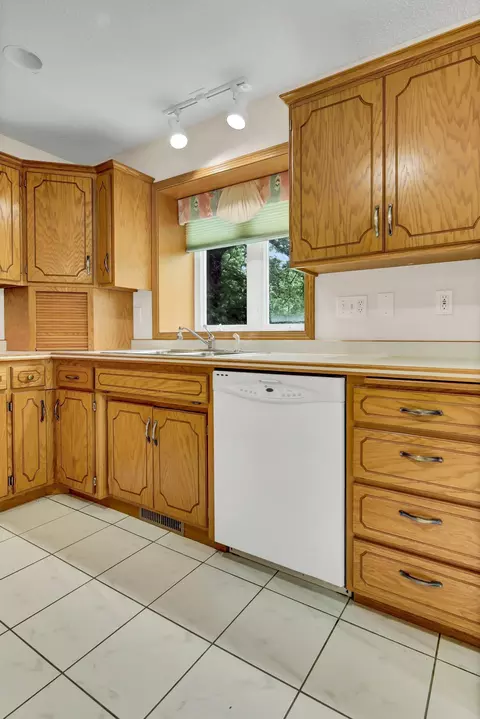 727 30th Ave N, Saint Cloud, MN 56303 photo 7