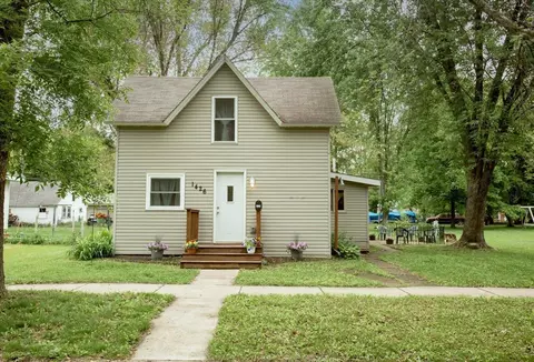 1426 Knapp St, Menomonie, WI 54751