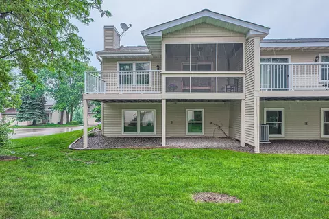 Exterior - 4271 Boulder Ridge Pt, Eagan, MN 55122 photo 3 of 4