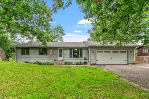 16724 Kenyon Cir NE, Ham Lake, MN 55304