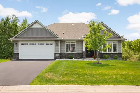 4827 Prairie Trl N, Hugo, MN 55038