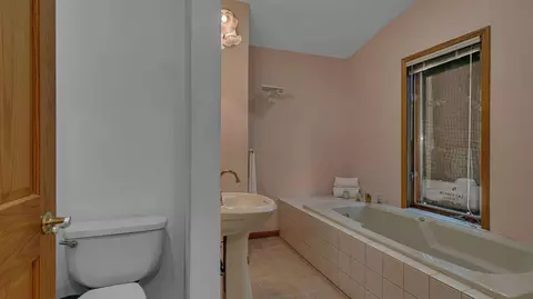 Bath - 27862 Hidden Cove Rd, Cold Spring, MN 56320 photo 1 of 5