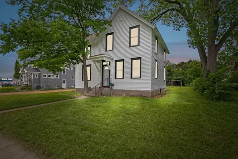 1319 Hennepin Ave N, Glencoe, MN 55336