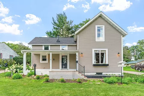 638 7th St W, Hastings, MN 55033