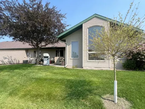 Exterior - 1209 23rd St SE, Willmar, MN 56201 photo 6 of 7