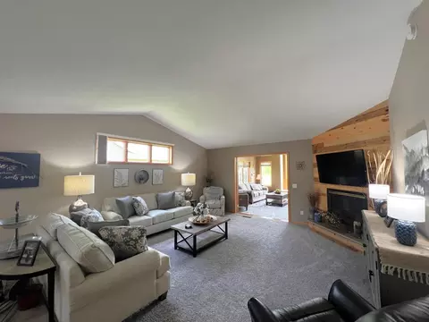 Living - 1209 23rd St SE, Willmar, MN 56201 photo 1 of 8