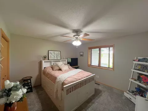 Bedroom - 1209 23rd St SE, Willmar, MN 56201 photo 5 of 5