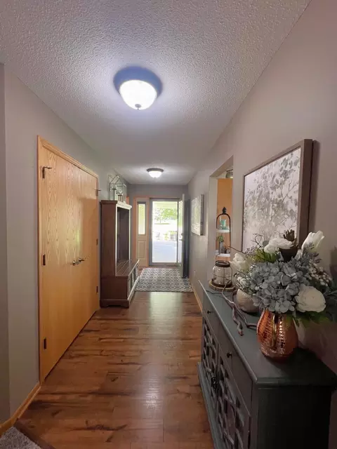 Entry Way - 1209 23rd St SE, Willmar, MN 56201 photo 2 of 3