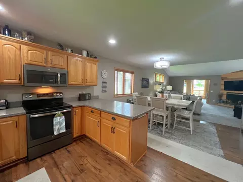 Kitchen - 1209 23rd St SE, Willmar, MN 56201 photo 6 of 7