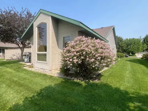 Exterior - 1209 23rd St SE, Willmar, MN 56201 photo 3 of 7