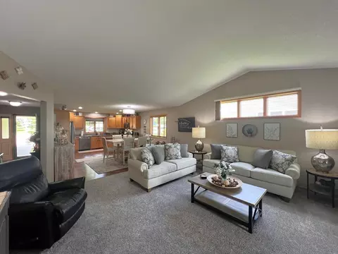 Living - 1209 23rd St SE, Willmar, MN 56201 photo 2 of 8