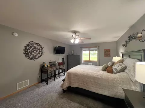 Bedroom - 1209 23rd St SE, Willmar, MN 56201 photo 3 of 5