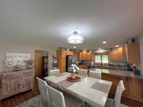 Dining - 1209 23rd St SE, Willmar, MN 56201 photo 2 of 3