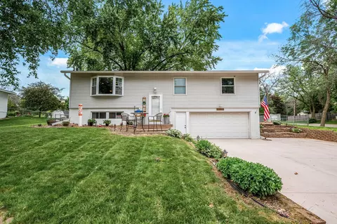 14496 55th St N, Oak Park Heights, MN 55082