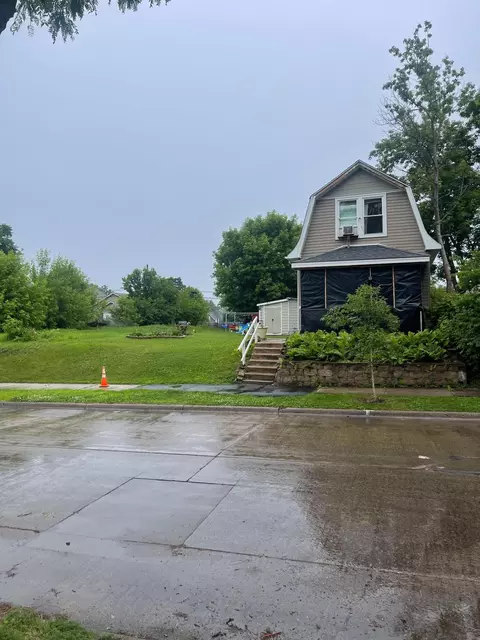 2604 Oliver Ave N, Minneapolis, MN 55411