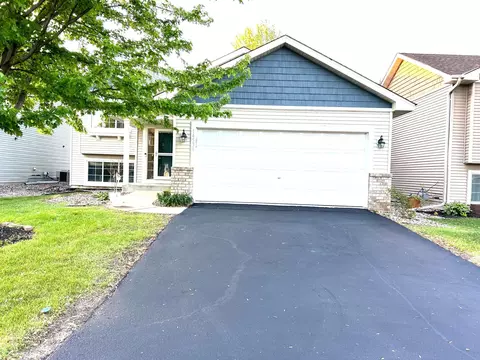 14536 Blackberry Way, Rosemount, MN 55068