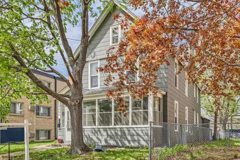 2204 2nd St NE, Minneapolis, MN 55418
