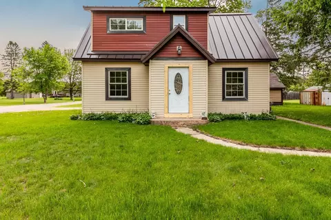 407 John St N, Clarissa, MN 56440
