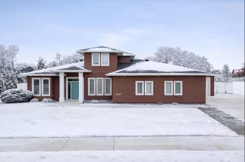 4337 66th St S, Fargo, ND 58104