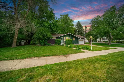 120 Gunderson Blvd, Kenyon, MN 55946