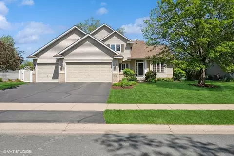 7261 Whitehall Rd, Shakopee, MN 55379