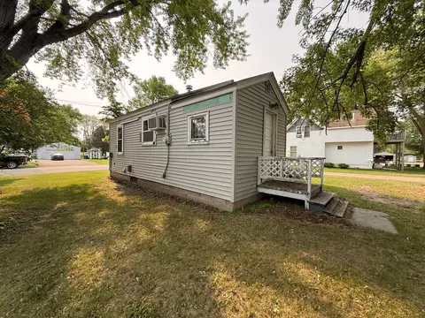 139 N Petrick St, Appleton, MN 56208 photo 5