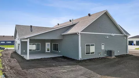 4295 Bristlecone Loop S, Fargo, ND 58104 photo 38