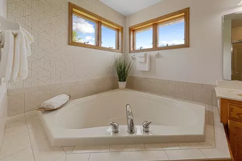 Bath - 1900 Legacy Dr, Faribault, MN 55021 photo 3 of 6